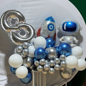 Composition de ballons Astronaute
